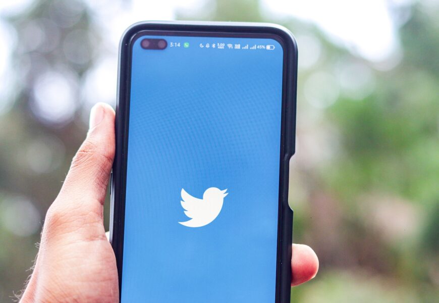 Keys to Make a Splash in Twitter With Your Visual Content Once You Buy Twitter Followers